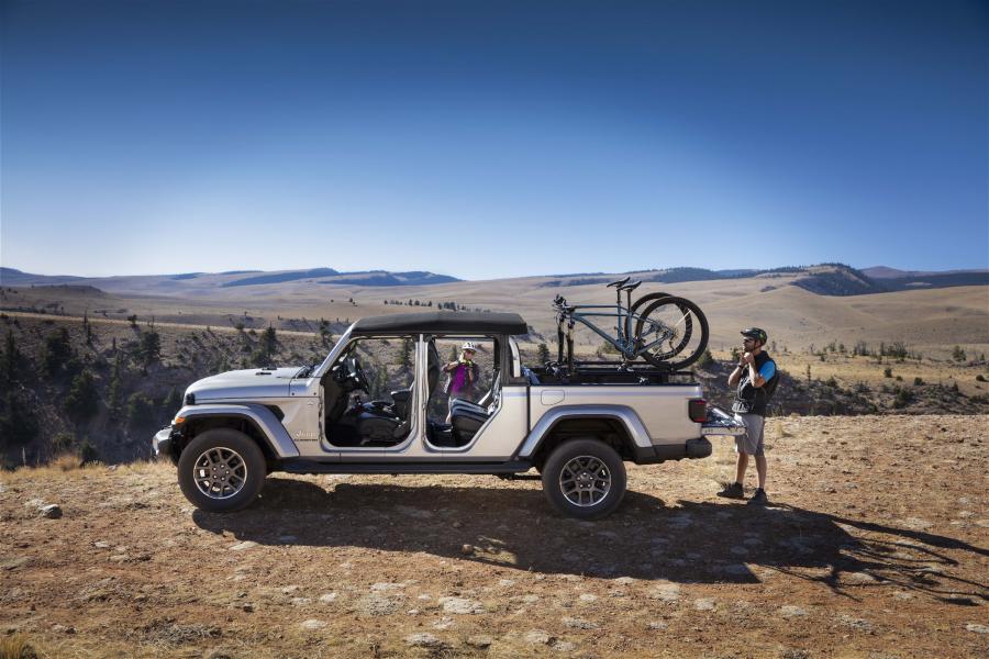  Jeep Gladiator Overland (JT) 2019 года  (NA) (фото 39 из 45)